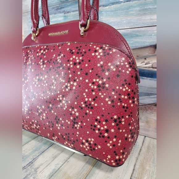 MICHAEL KORS LARGE EMMY DOME CROSSBODY SHOULDER BAG MULBERRY EUC - Picture 2 of 11